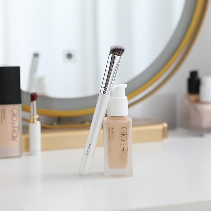 GLO&RAY Concealer Brush Under Eye - Makeup Brush Angled Flat Teardrop, Nose Contour for Powder Pro Concealing Blending for Liquid & Cream Cosmetic, Foundation Brushes Small With Dust Cover (White)