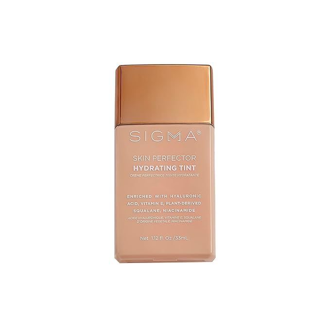 Sigma Beauty Skin Perfector – Hydrating Skin Tint Foundation for Lightweight, Buildable Coverage, With Hyaluronic Acid, Niacinamide Serum, and More (3 Medium Golden Tint, 1.12oz)