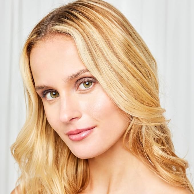 Palladio Waterproof Eyeshadow Stick with Blending Sponge, Long Lasting & Effortless Application, Smudge Free & Crease Proof Formula, Matte & Shimmer Shades, Buildable Eye Shadow (Taupe Shimmer)