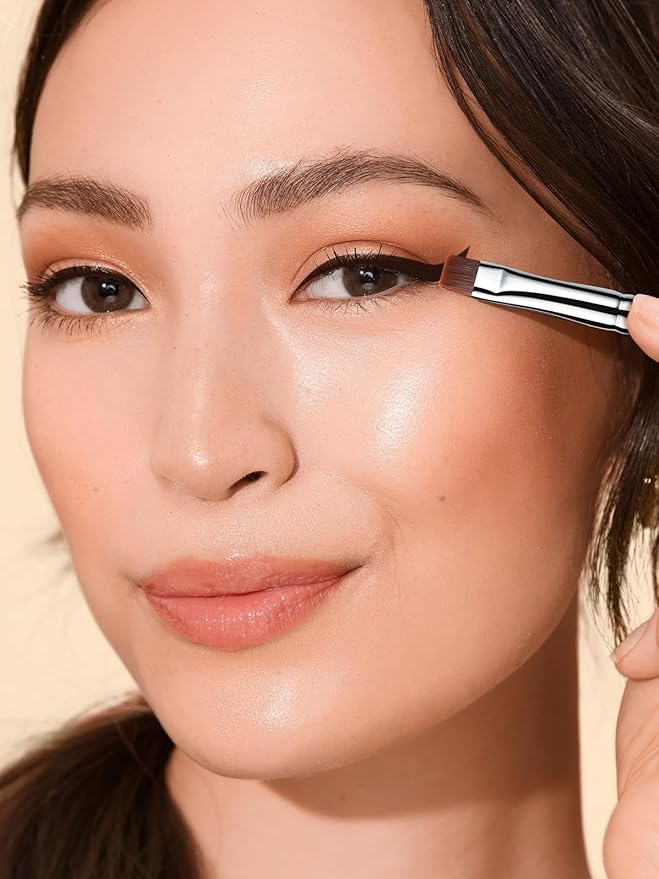 EIGSHOW Flat Eyeliner Brush, Professional Precise Eyebrow Concealer Brush for Sharp Defined, Eye Liner Application with Gel Liquid Cream Powder (E808)