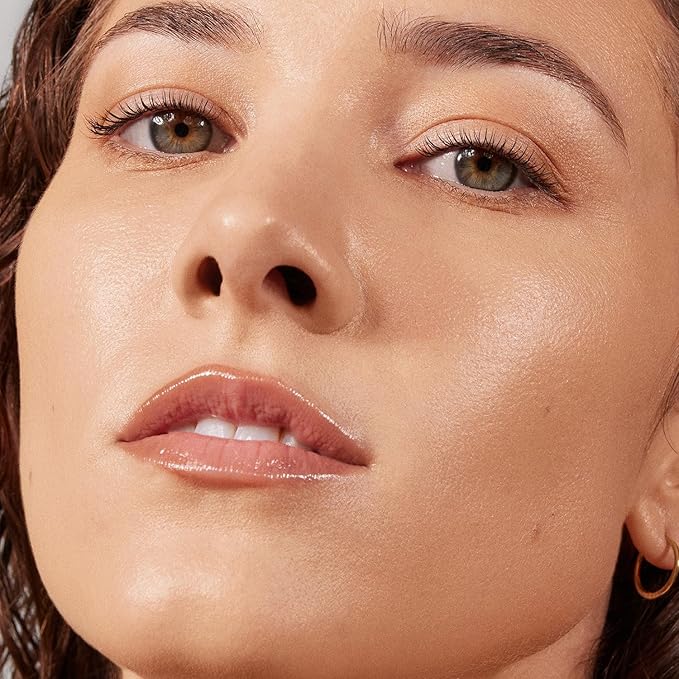 Morphe Lightform Liquid Foundation - Extended Hydration Foundation Makeup with a Lasting, Natural Radiant Finish - Long-Wearing Formula with Buildable, Medium Coverage - Light 06C (1.01 fl oz)