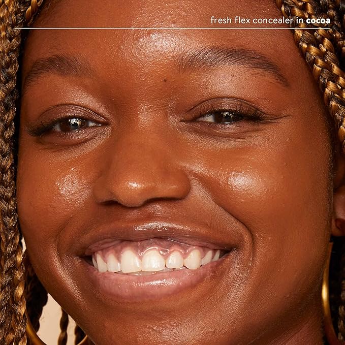 Honest Beauty Fresh Flex Concealer with Niacinamide + Vitamin E + Hyaluronic Acid | Vegan + Cruelty free | Cocoa, 0.17 fl oz